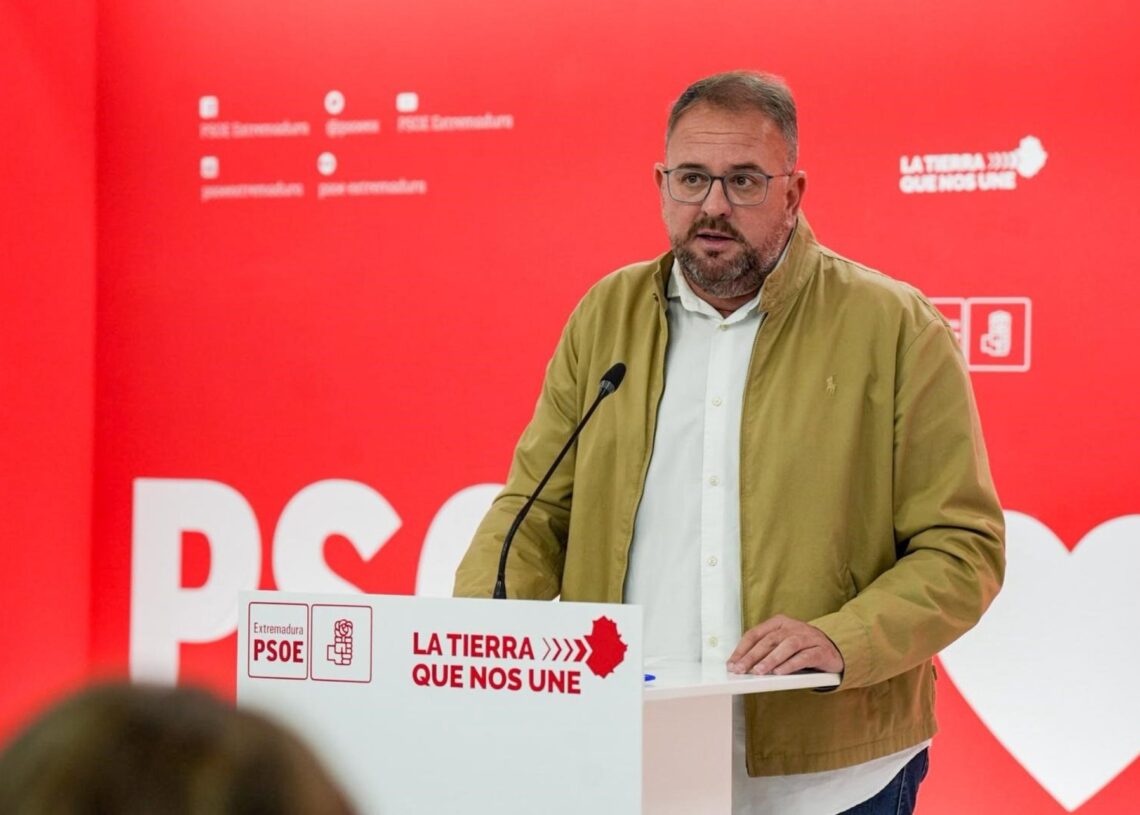 El portavoz del Comité Electoral del PSOE de Extremadura, Antonio Rodríguez Osuna, en una imagen de archivo.PSOE EXTREMADURA