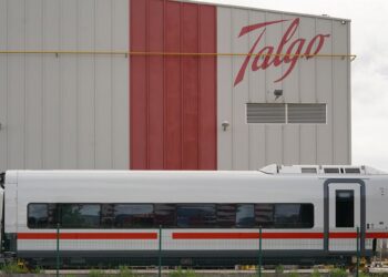 Archivo - Fachada de la planta de Talgo, a 29 de agosto de 2024, en Rivabellosa, ÁlavaIñaki Berasaluce - Europa Press - Archivo