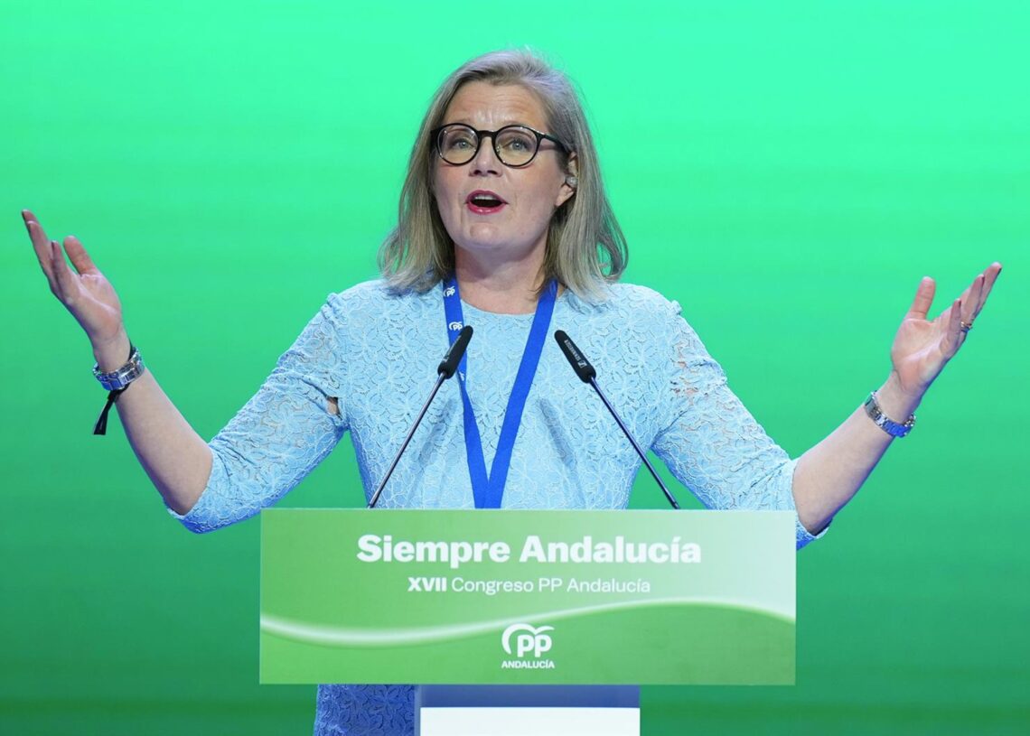 La Presidenta del Grupo Popular Europeo en el Comité Europeo de las Regiones y Ciudades. Sari Rautio interviene durante el congreso del PP-A. A 8 de noviembre de 2025. Segunda jornada del XVII Congreso del PP-A, que incluye las intervenciones de los presiFrancisco J. Olmo - Europa Press