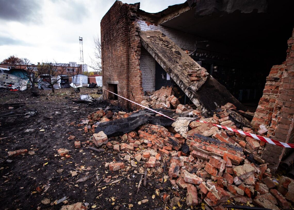 Imágenes de un ataque ruso en la provincia ucraniana de Sumi.Europa Press/Contacto/Francisco Richart