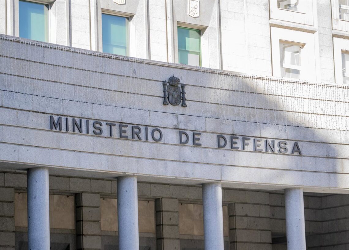 Archivo - Fachada del Ministerio de Defensa.A. Pérez Meca - Europa Press - Archivo