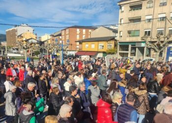 Centenares de personas reclaman en Bembibre (León) una sanidad pública y atención primaria "dignas"ONCOBIERZO