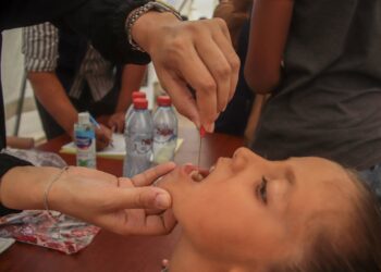 Archivo - Imagen de archivo de una campaña de vacunación en la Franja de Gaza Europa Press/Contacto/Hashem Zimmo - Archivo