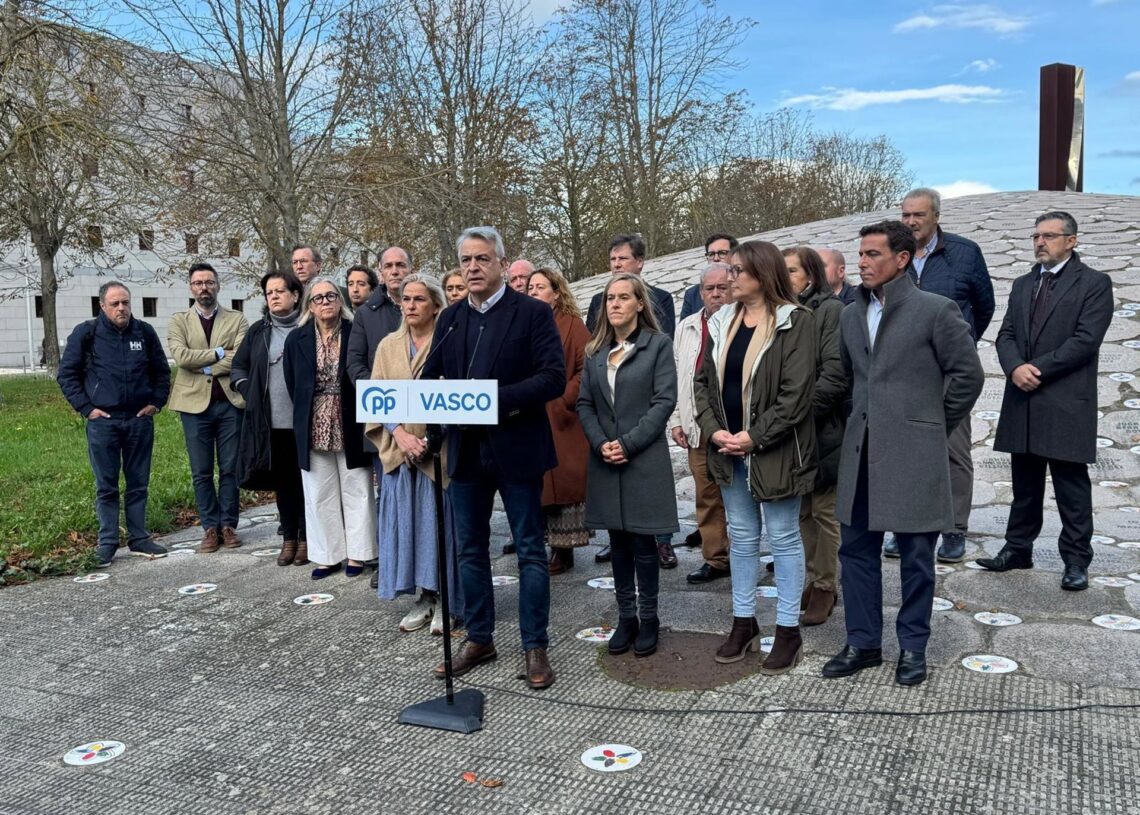 De Andrés ha presidido el acto con motivo del 'Día de la Memoria' organizado por el PPPP