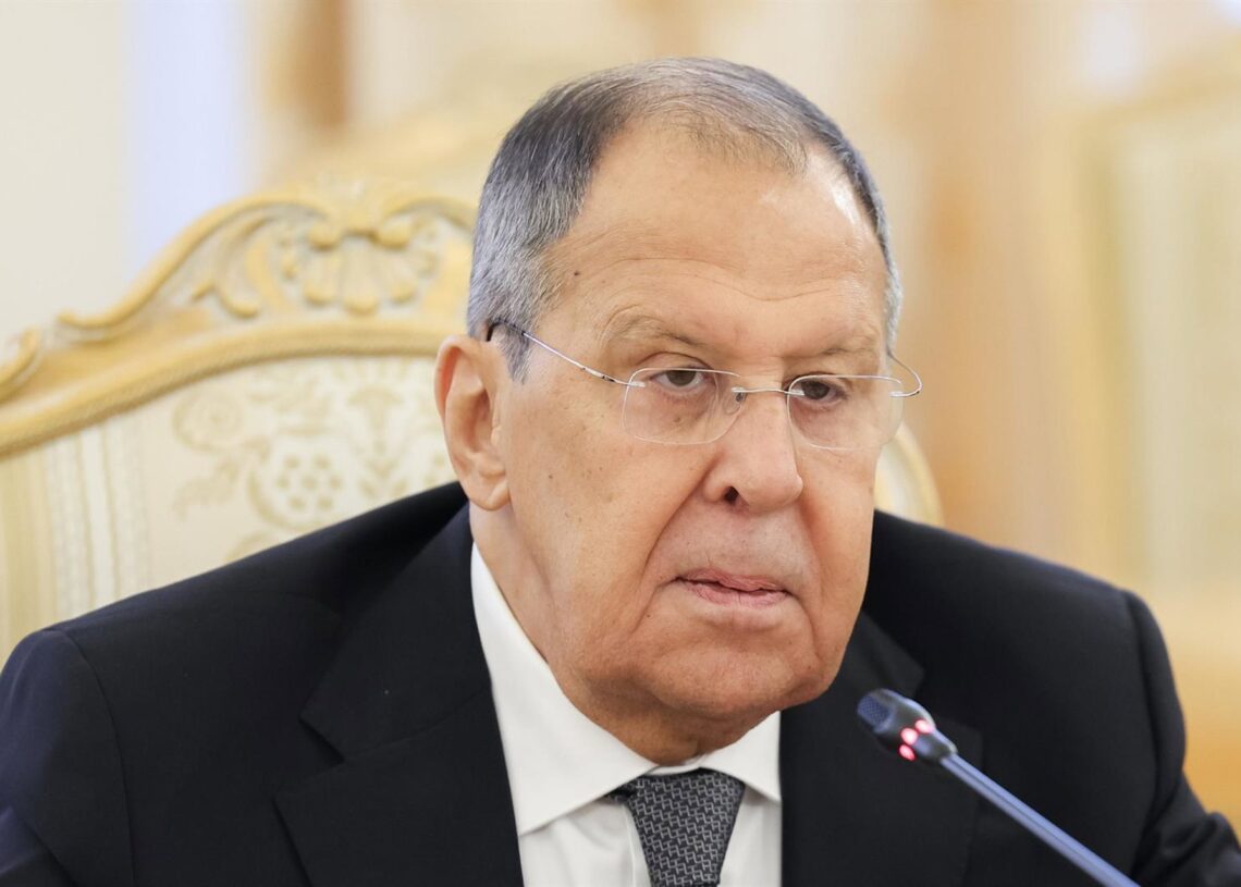 El ministro de Exteriores de Rusia, Sergei Lavrov, durante una reunión en octubre de 2025 en Moscú con su homóloga de Corea del Norte, Choe Son Hui (archivo)Europa Press/Contacto/Russian Foreign Ministry