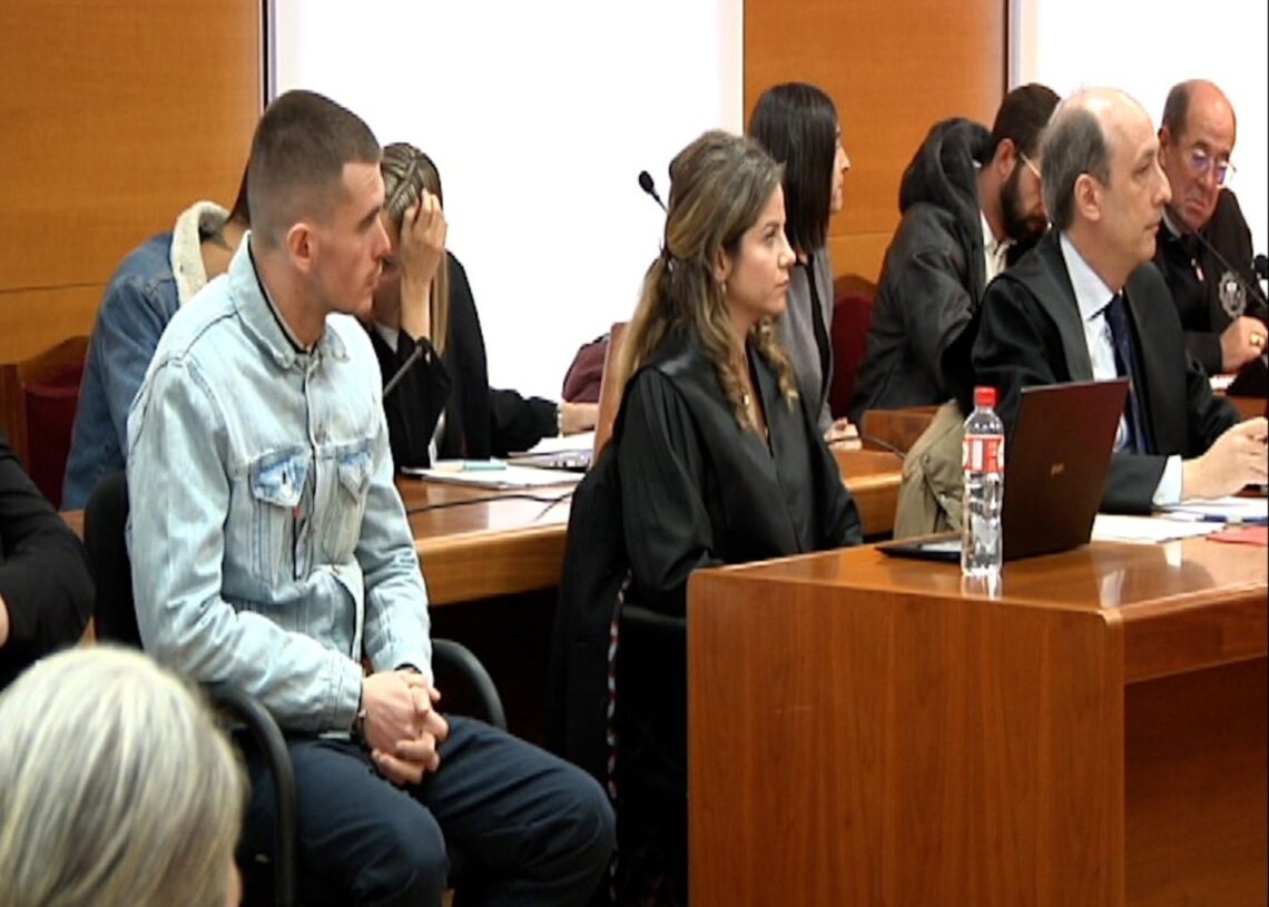 Arranca el juicio por el crimen de Chiloeches donde Fiscalía sostiene que principal acusado "sabía lo que hacía"CMMEDIA