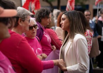 La vicesecretaria general del PSOE-A y portavoz parlamentaria, María Márquez, en la movilización por la sanidad pública celebrada el domingo, 9 de noviembre, en Sevilla.MIGUEL ÁNGEL JUNQUERA/PSOE-A