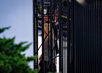 El presidente de transición de Siria, Ahmed al Shara, llega a la Casa BlancaEuropa Press/Contacto/Andrew Leyden