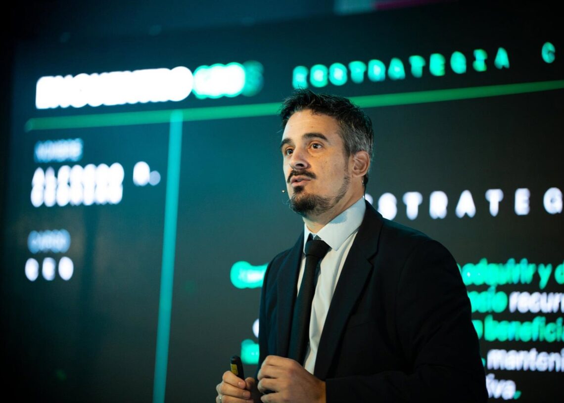 Alfredo R. Cebrián, CEO de CuatroochentaCUATROOCHENTA