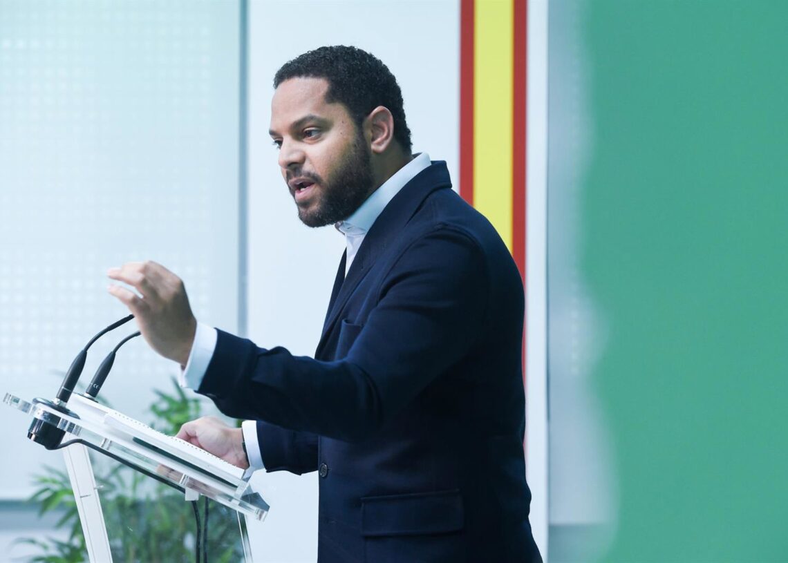 Archivo - El vicepresidente de VOX, Ignacio Garriga, durante una rueda de prensa en la sede nacional del partido.Gustavo Valiente - Europa Press - Archivo