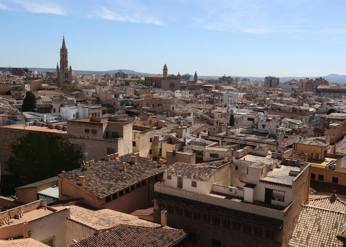 Archivo - Vistas desde la Catedral de Palma.Isaac Buj - Europa Press - Archivo