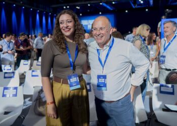 Archivo - Miguel Tellado y Ester Muñoz, en un congreso del PPAlberto Ortega - Europa Press - Archivo