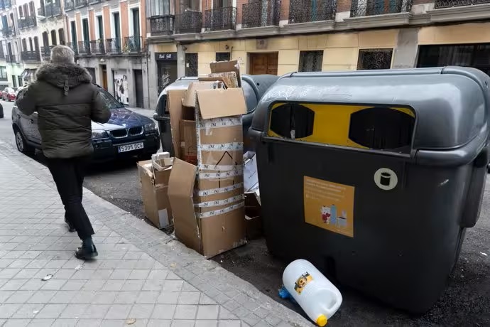 Foto de archivo de un contenedor de basura. Eduardo Parra/Europa Press.