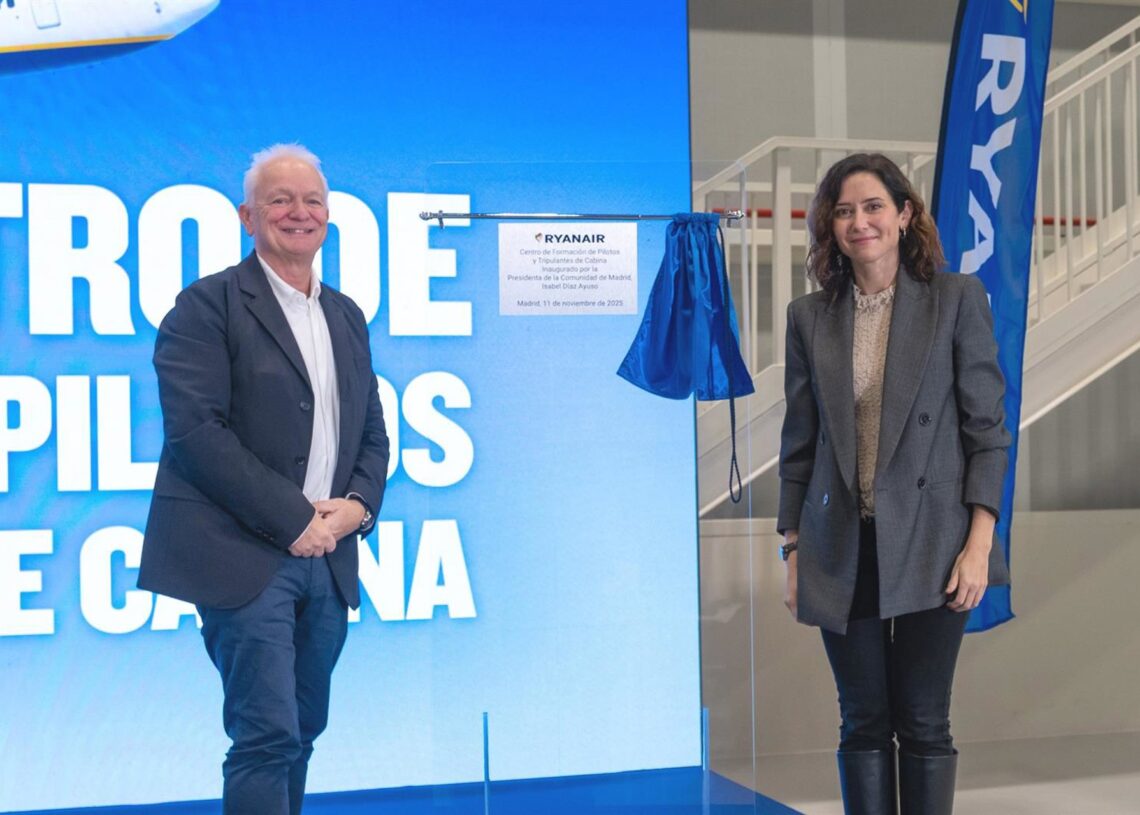 Ryanair invierte 130 millones en un centro de formación de tripulaciones en MadridGARPRESS
