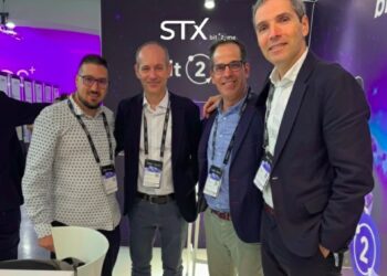 Archivo - Equipo de Bit2Me STX. De izquierda a derecha: Raúl Tébar (responsable de ciberseguridad), Enrique Palacios (responsable de cumplimiento), Yago González (responsable de operaciones) y Javier Tordable (consejero delegado y cofundador).BIT2ME - Archivo