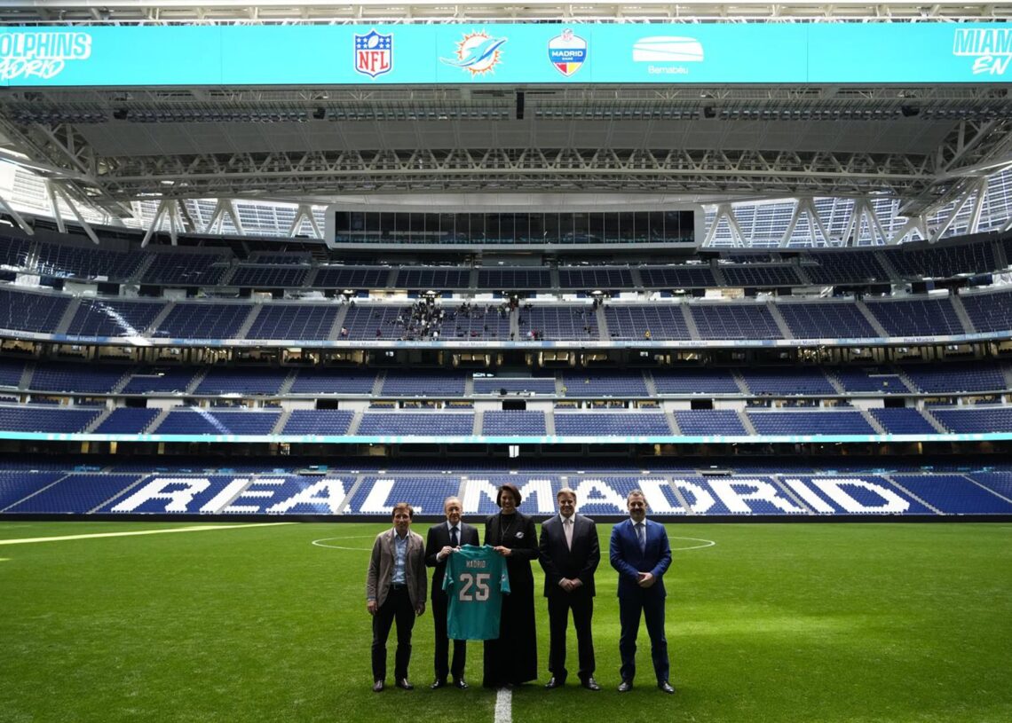 Archivo - Los Miami Dolphins jugarán en 2025 en el Santiago Bernabéu en el primer partido de la NFL en EspañaNFL - Archivo