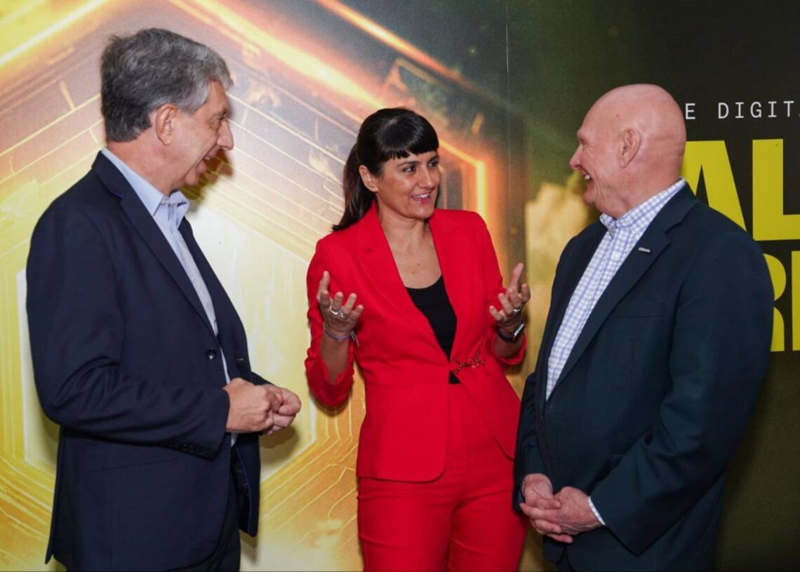 El Gobierno pone en marcha la Comunidad de Inteligencia Artificial de Código Abierto en EspañaTRANSFORMACION DIGITAL Y FUNCION PUBLICA