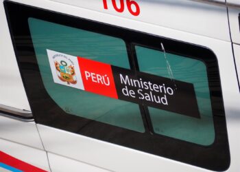 Archivo - Fotografía de archivo de una ambulancia en PerúEuropa Press/Contacto/Carlos Garcia Granthon