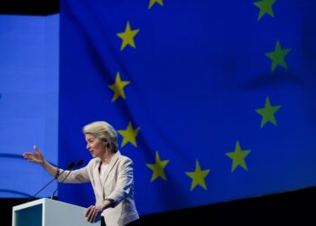 Archivo - La presidenta de la Comisión Europea, Ursula Von Der Leyen, Eduardo Manzana - Europa Press - Archivo