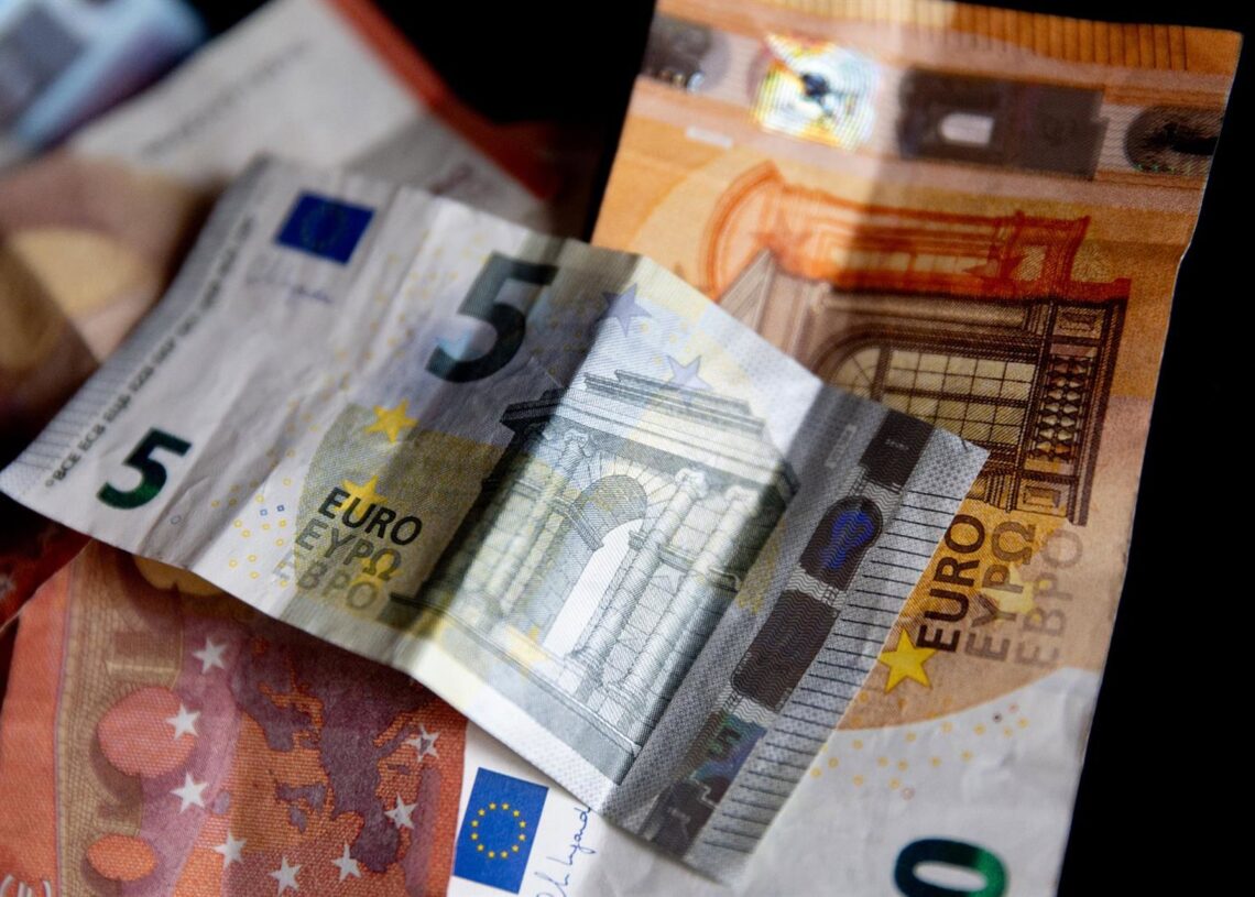 Archivo - Varios billetes, a 9 de enero de 2024, en Madrid (España). Eduardo Parra - Europa Press - Archivo