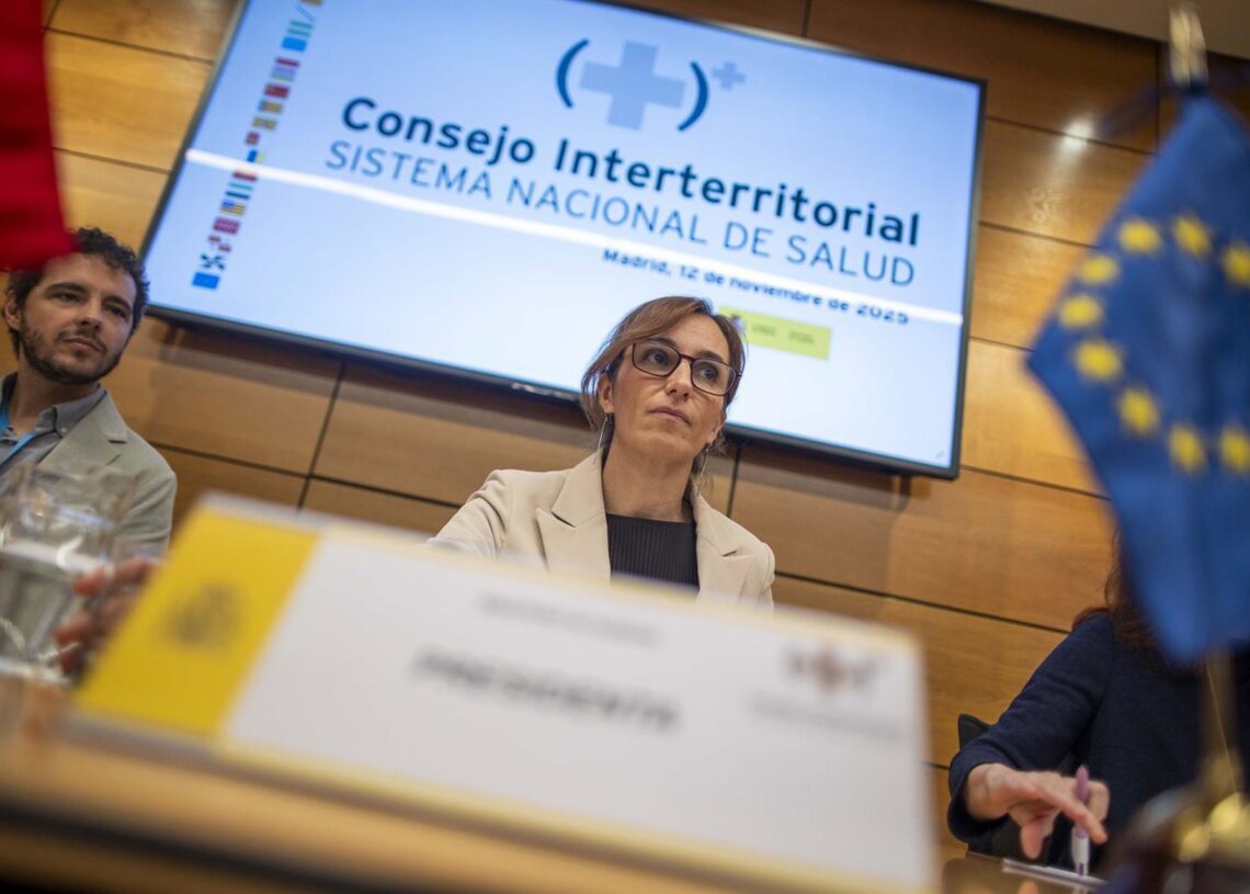 Imagen de la ministra de Sanidad, Mónica García, en el CISNS de este miércoles.B THEVENIN