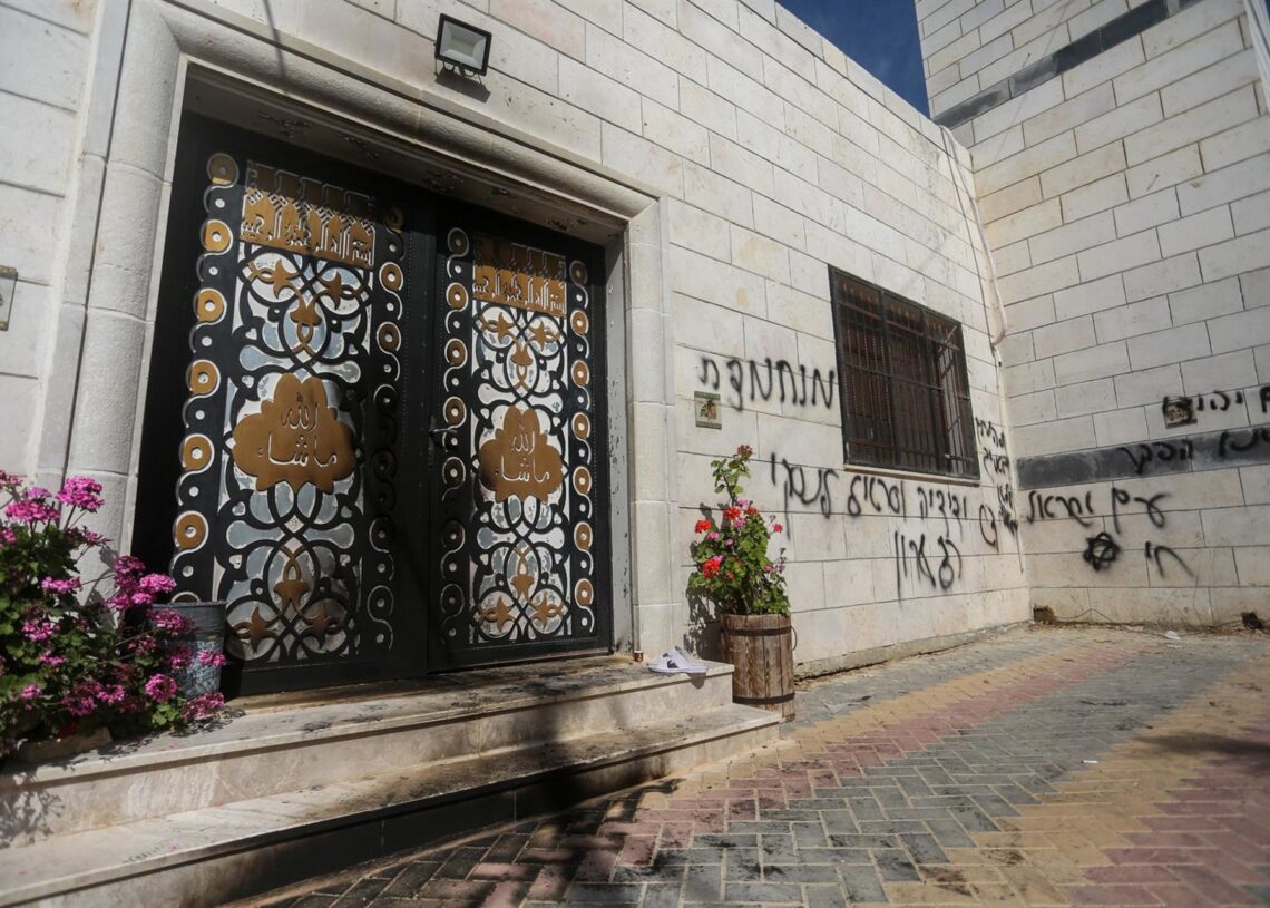 Archivo - Fachada de una mezquita cerca de Nablús, Cisjordania, tras las llamas provocadas por colonos israelíesEuropa Press/Contacto/Nasser Ishtayeh - Archivo