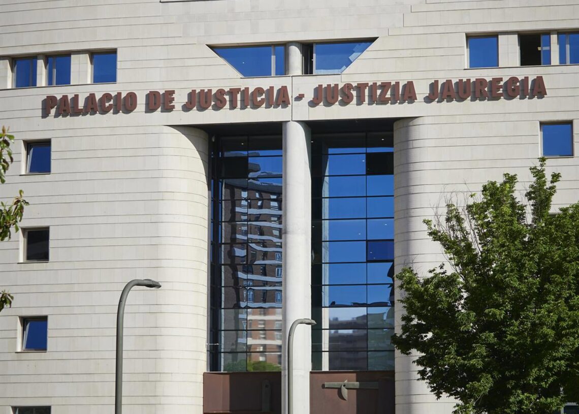 Archivo - Fachada del Palacio de Justicia de Pamplona.Eduardo Sanz - Europa Press - Archivo