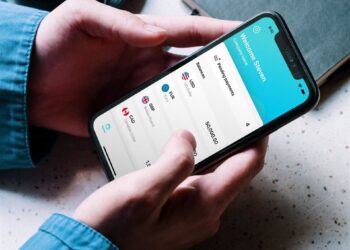 Ebury lanza una nueva aplicación móvil para gestionar pagos.EBURY
