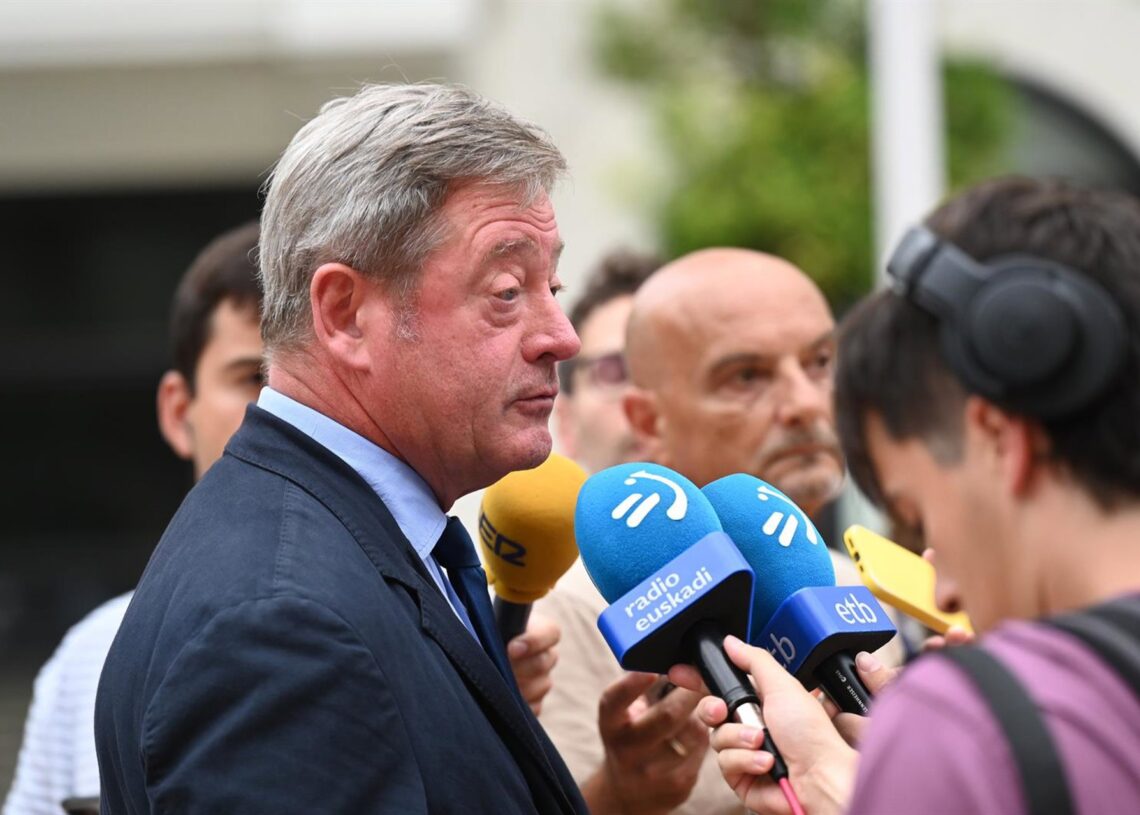 Archivo - El consejero de Seguridad, Bingen ZupiriaDavid de Haro - Europa Press - Archivo