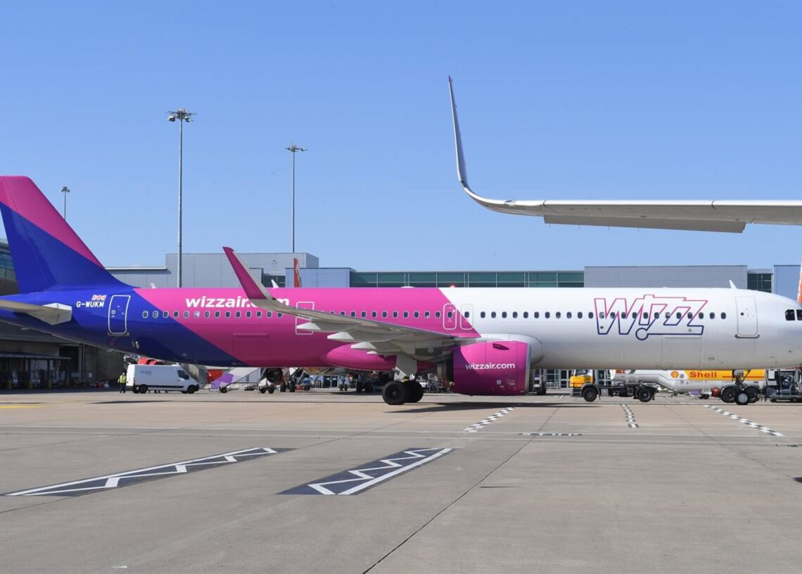 Archivo - Avión de Wizz AirWIZZ AIR - Archivo
