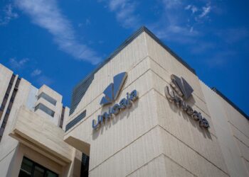Archivo - Unicaja ofrece financiación a empresas y autónomos para la compra de vehículos sosteniblesUNICAJA - Archivo