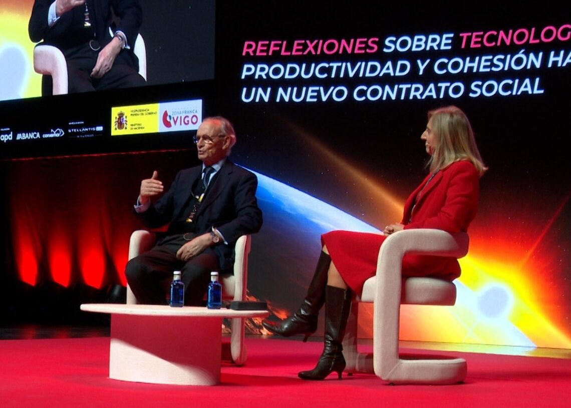 Antón Costas y Amparo Alonso durante su participación en el evento.EUROPA PRESS