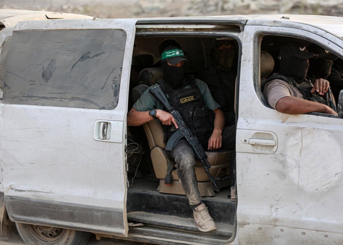 Combatientes palestinos en la Franja de GazaEuropa Press/Contacto/Omar Ashtawy