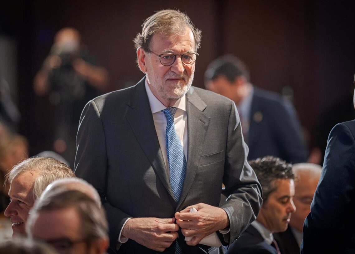 El expresidente del Gobierno, Mariano Rajoy, durante un desayuno informativo de Fórum Europa, en el Real Casino Gran Círculo de Madrid, a 16 de octubre de 2025, en Madrid (España).Diego Radamés - Europa Press