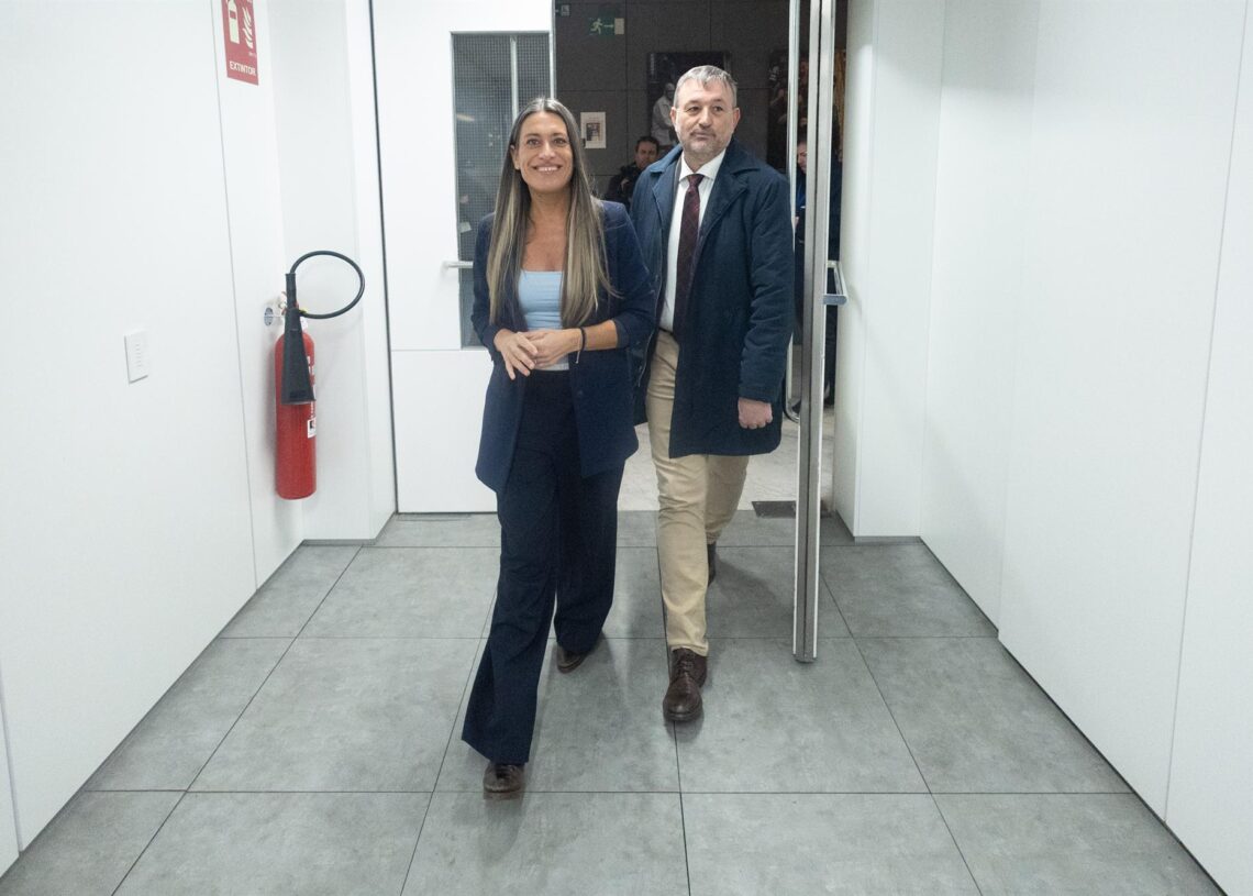 Archivo - La portavoz de Junts en el Congreso, Miriam Nogueras, llega a ofrecer declaraciones a los medios, en el Congreso de los Diputados, a 18 de marzo de 2025, en Madrid (España).Eduardo Parra - Europa Press - Archivo