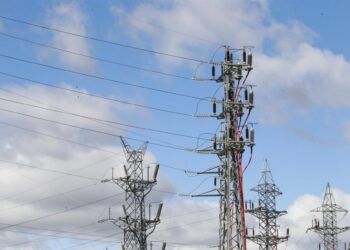 Archivo - Torres eléctricasEUROPA PRESS - Archivo