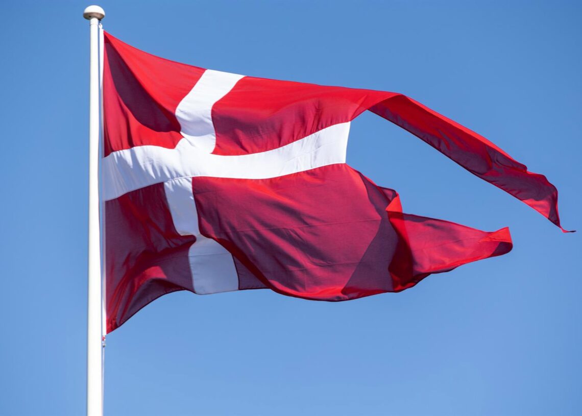 Archivo - Una bandera de Dinamarca en un parque en la capital, Copenhague (archivo)Europa Press/Contacto/Kristian Tuxen Ladegaard Ber