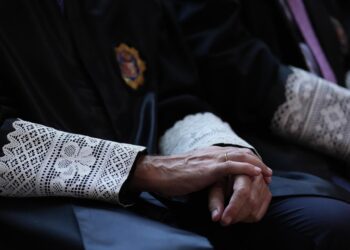 Archivo - Detalle de las Togas del atuendo de los jueces durante el acto de toma de posesión como decana del Ilustre Colegio de la Abogacía de Barcelona (ICAB), en el Salón de Actos del Palauet Casades, a 3 de julio de 2025, en Barcelona, Cataluña (EspañaDavid Zorrakino - Europa Press - Archivo