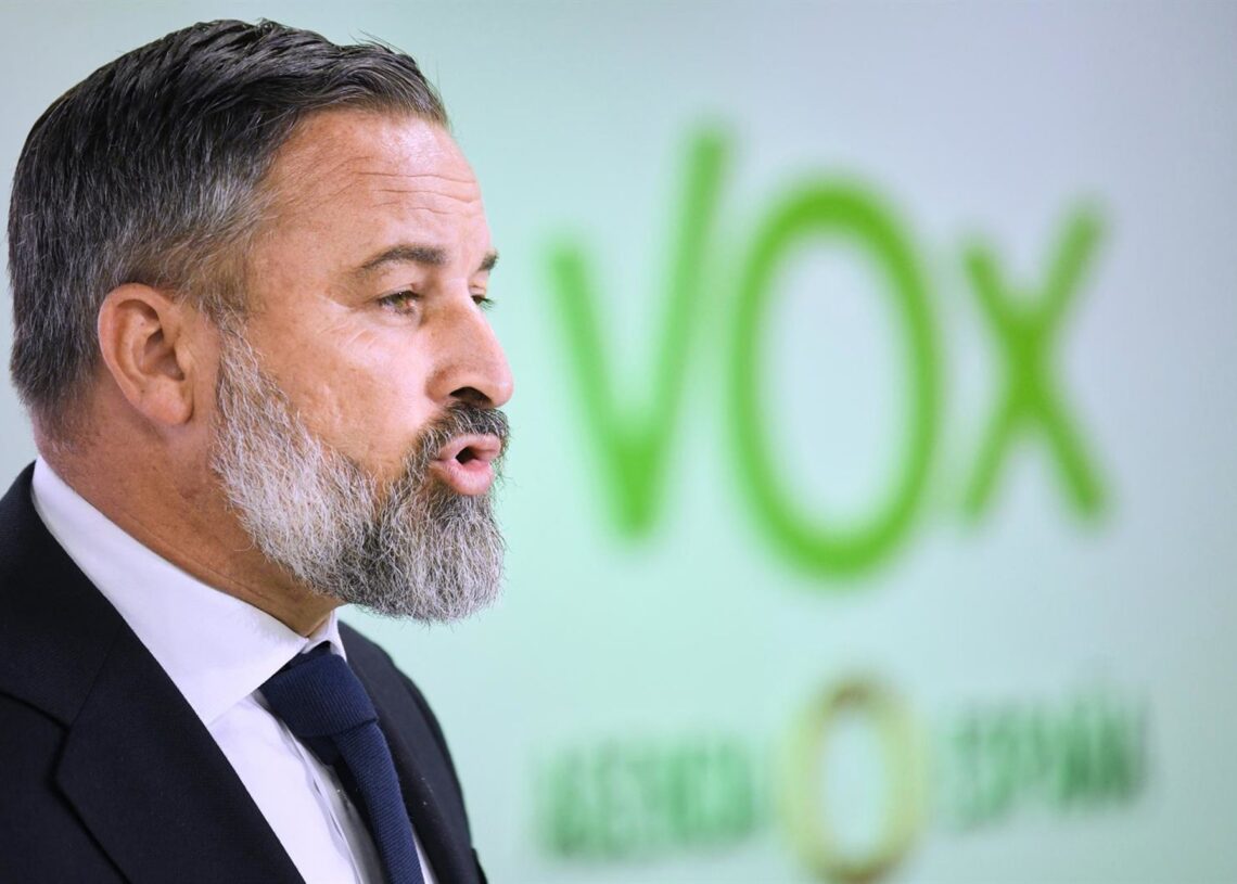 Archivo - El presidente de Vox, Santiago Abascal comparece ante los medios tras la reunión del comité de Acción Política de Vox en la sede del partido, a 1 de septiembre de 2025, en Madrid (España).Fernando Sánchez - Europa Press - Archivo