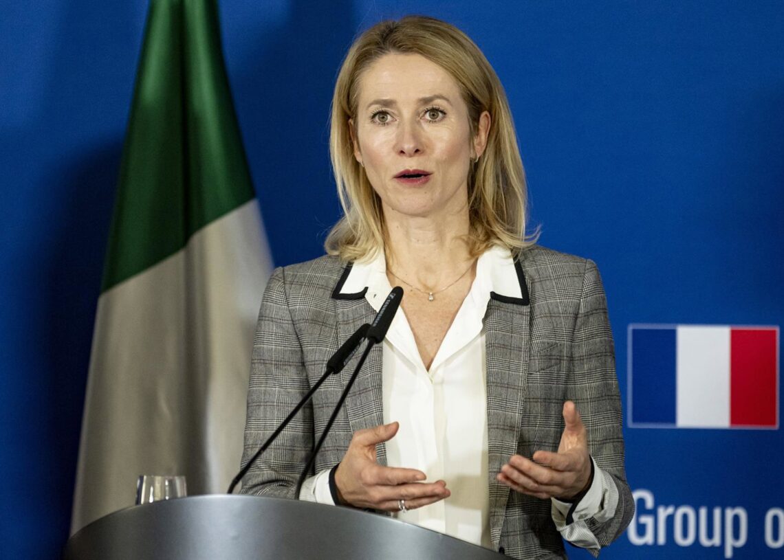 La Alta Representante, Kaja Kallas, en un encuentro con los ministros de Defensa de Alemania, Italia, Francia, Reino Unido y Polonia en Berlín.Fabian Sommer/dpa