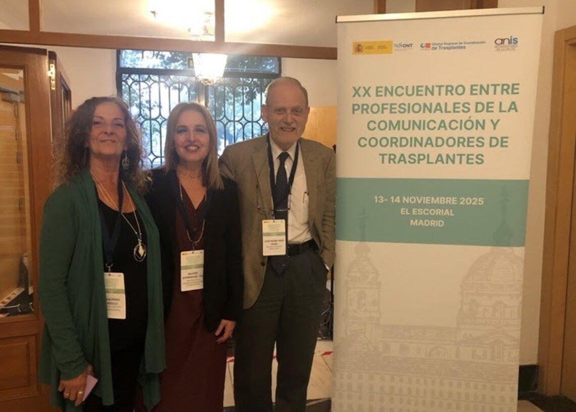 De izquierda a derecha: Silvia Pérez, paciente trasplantada; la directora de la Organización Nacional de Trasplantes (ONT), Beatriz Domínguez-Gil ; y el doctor José María MiróONT