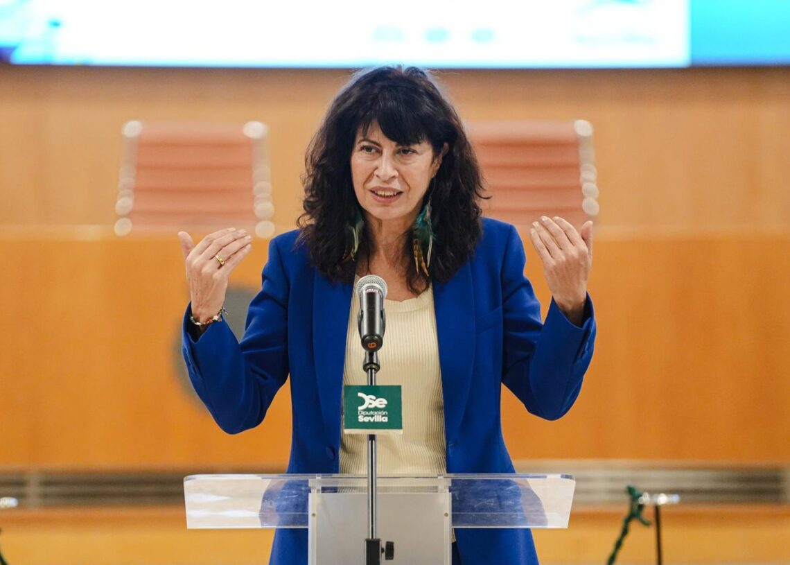 La ministra de Igualdad, Ana Redondo, interviene en el acto inaugural de la 19 Feria Provincial de Mujeres Empresarias (Fepme)que se celebra del 14 al 16 de noviembre en SevillaA 14 de noviembre de 2025, en Sevilla (Andalucía, España).María José López - Europa Press