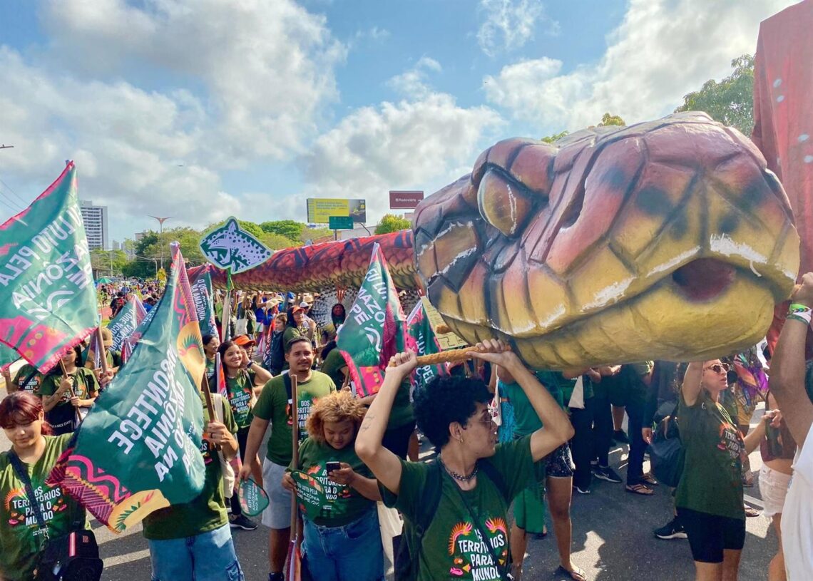 Marcha por el Clima durante la COP30 de Belém, en BrasilThorsten Holtz/dpa