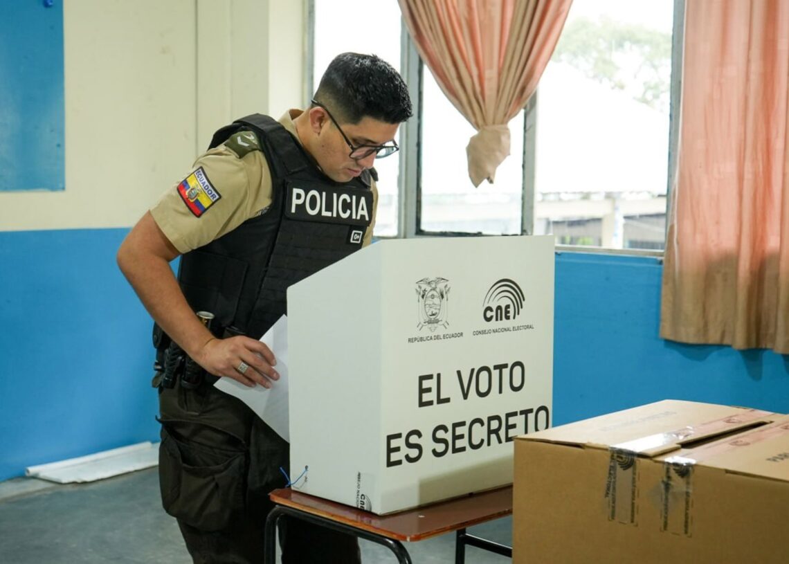 Archivo - Elecciones en EcuadorCNE ECUADOR - Archivo