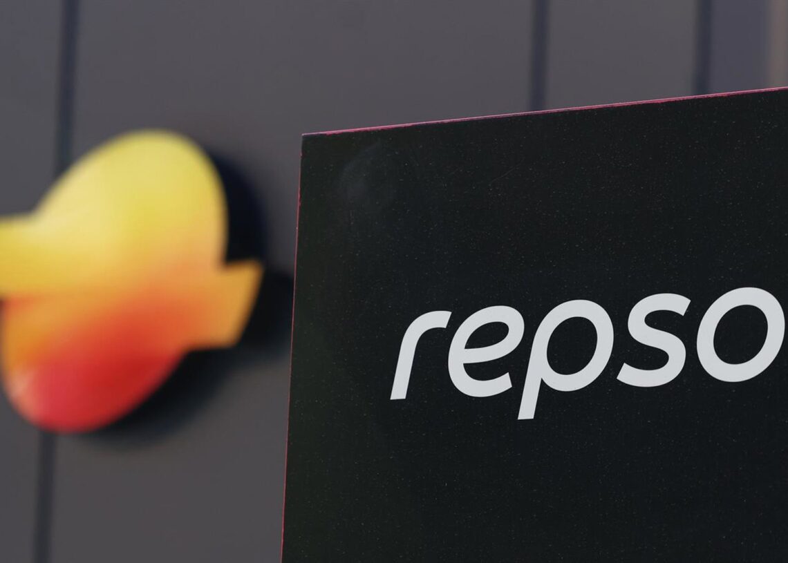 Archivo - El nuevo logo e imagen de marca de Repsol, en Madrid (España)Marta Fernández - Europa Press - Archivo