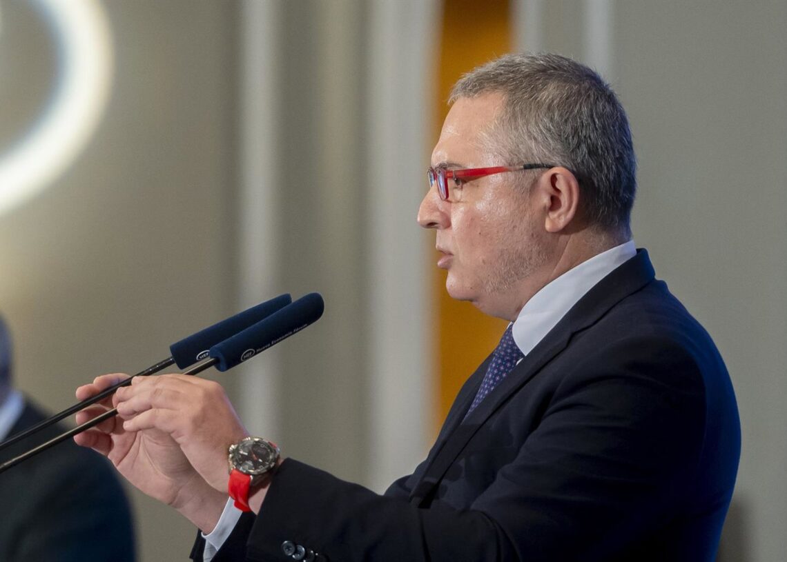 El director de la Agencia Espacial Española, Juan Carlos Cortés Pulido, interviene durante el foro de la Nueva Defensa y Espacio de Nueva Economía Fórum en el Hotel Mandarin Oriental Ritz, a 17 de noviembre de 2025, en Madrid (España).Alberto Ortega - Europa Press