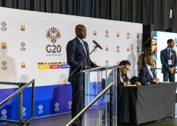 Archivo - El ministro de Exteriores de Sudáfrica, Ronald Lamola, durante una rueda de prensa en febrero de 2025 (archivo)Europa Press/Contacto/Zhang Yudong - Archivo