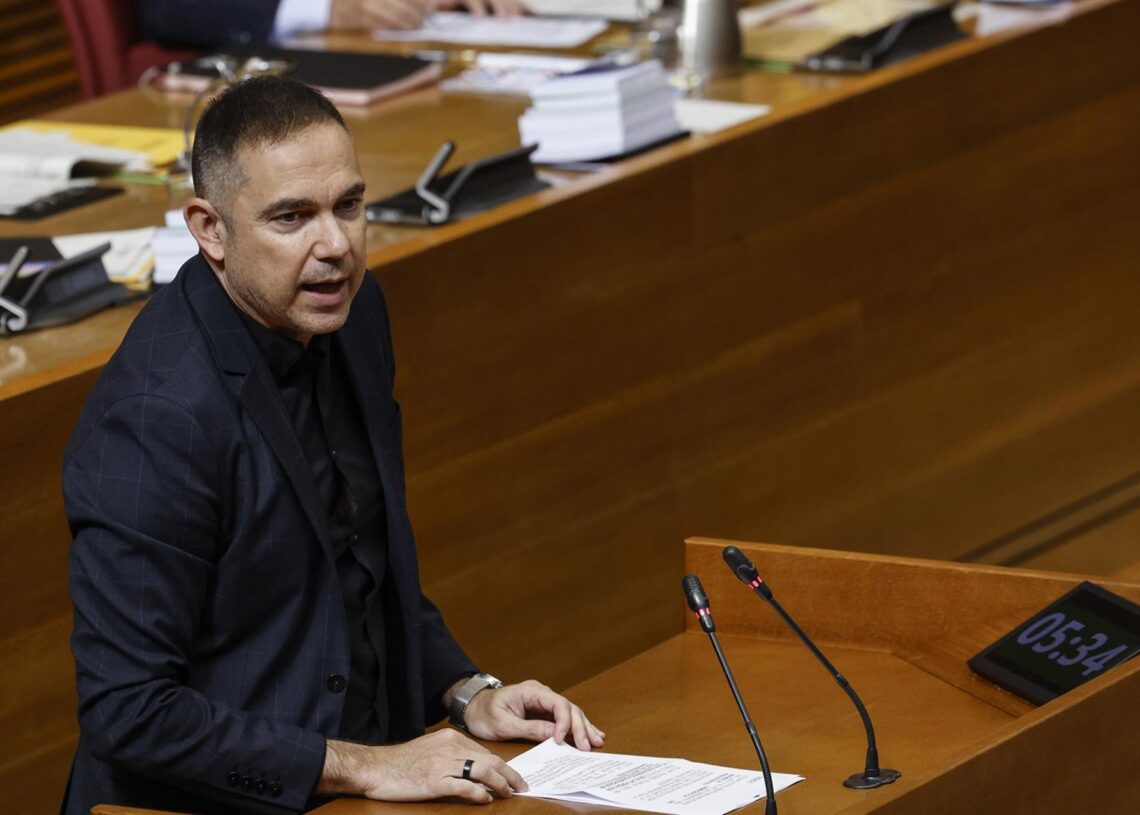 Archivo - El diputado del PSPV en Les Corts José Antonio Díaz FernándezRober Solsona - Europa Press - Archivo