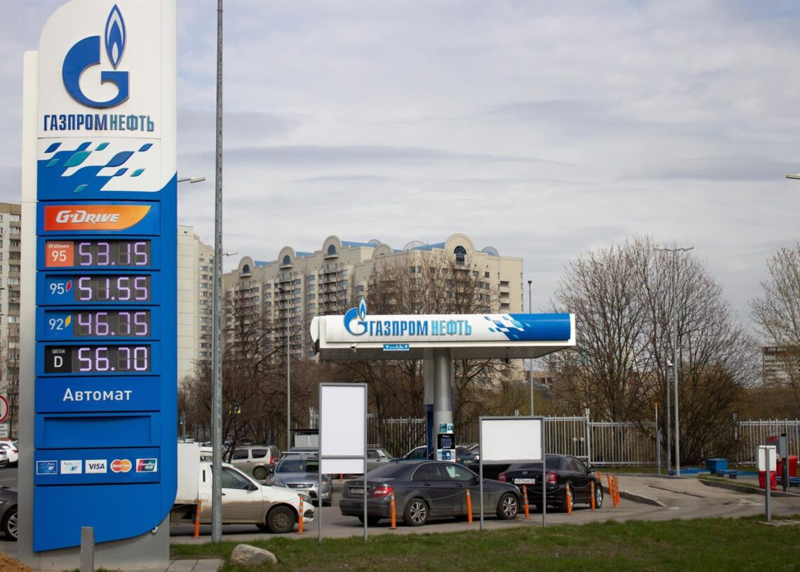 Archivo - Vista de una gasolinera de Gazprom Neft en Moscú, RusiaEuropa Press/Contacto/Vlad Karkov - Archivo