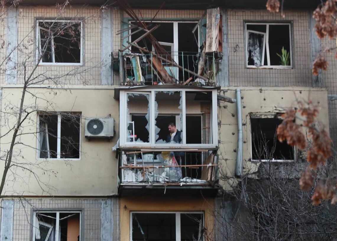 Un edificio en Kiev dañado por un ataque ruso.Europa Press/Contacto/Li Dongxu